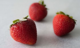 Refreshing, simple…Strawberry and Basil Pasta!