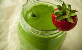 A Dandy, Dandelion Green Smoothie and a Plethora of Nutrients