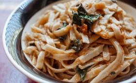 Creamy Tomato Vegan Pasta with Kale (GF)