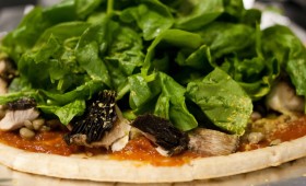 Vegan Pizza with the essential Folate and B12 vitamins